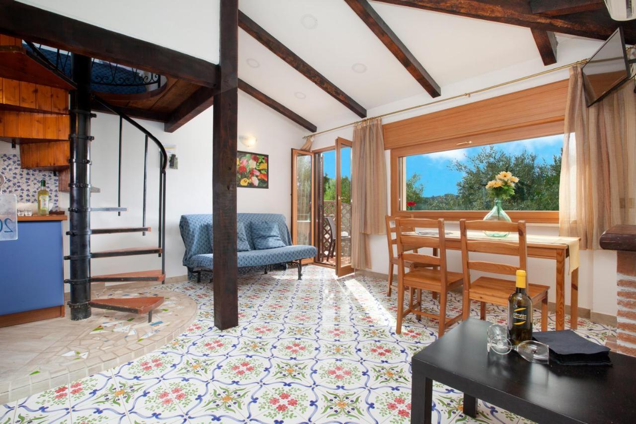 Relais Il Frantoio Aparthotel Massa Lubrense Exteriör bild